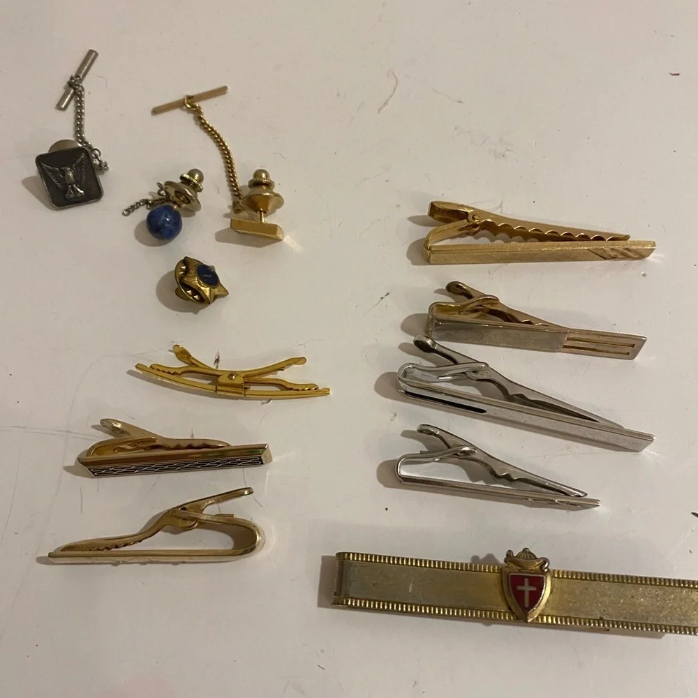 N/A tie various clips